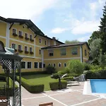 Kamml Hotell 3*