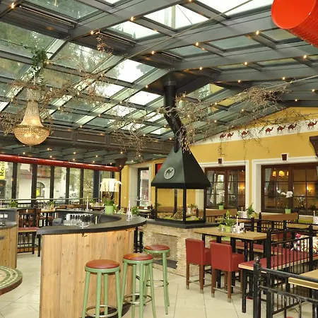 酒店 加斯赫夫卡木尔酒店