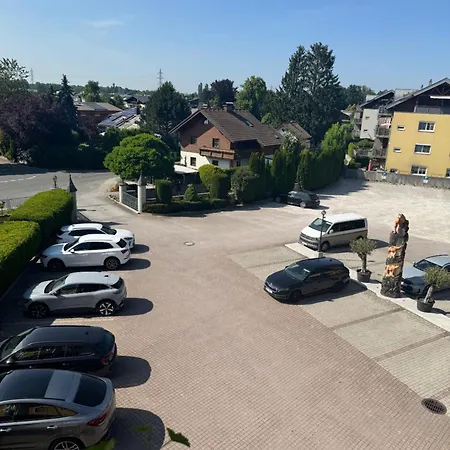 Kamml 3* Wals-Siezenheim