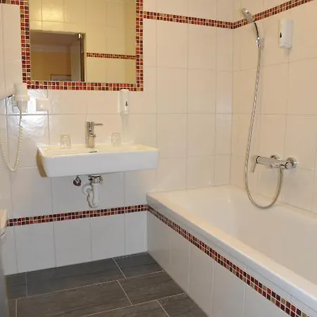 ホテル ガストホフ カムル